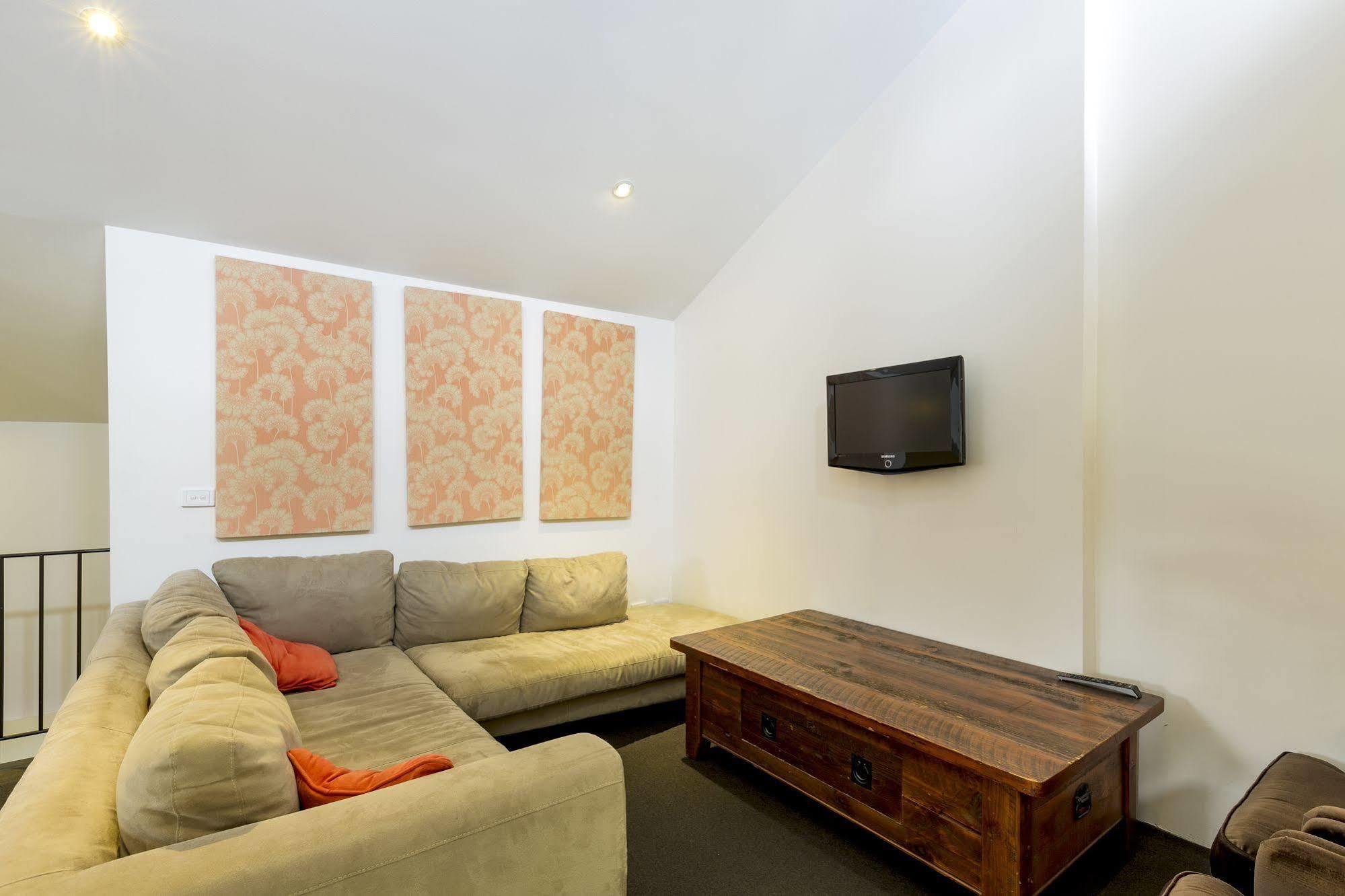 Alpine Woodsmoke Apartments Falls Creek Extérieur photo